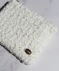 white couture tweed（pouch）
