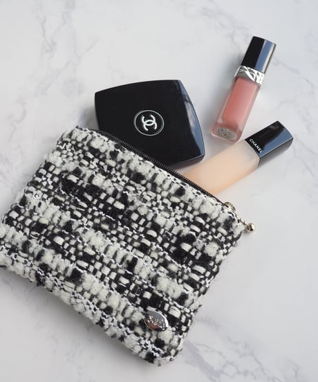 moco white×black（pouch）