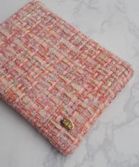 【M size】coral pink scramble（pouch）【gold charm】