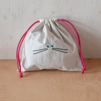 ねこ巾着　ホワイト