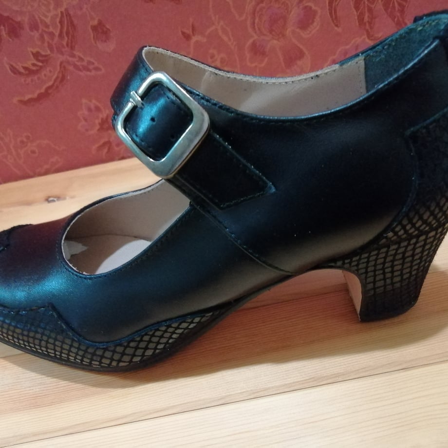69f1bb63b5941fd7ec56e72f