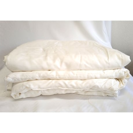 真綿掛け布団 Première｜掛け布団（掛けふとん）｜nishikawa（西川）公式サイト