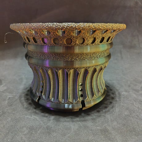 『Drilled』（ドリルド）黒金　3Dプリンター鉢