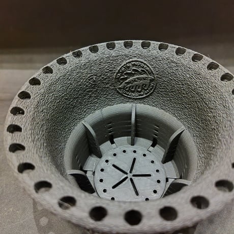 『Drilled』（ドリルド）艶消し黒　3Dプリンター鉢