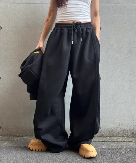りーめい　MOパンツ　黒1 好きに Step Layered パーバーズの公式 | Pants/Black｜PERVERZE