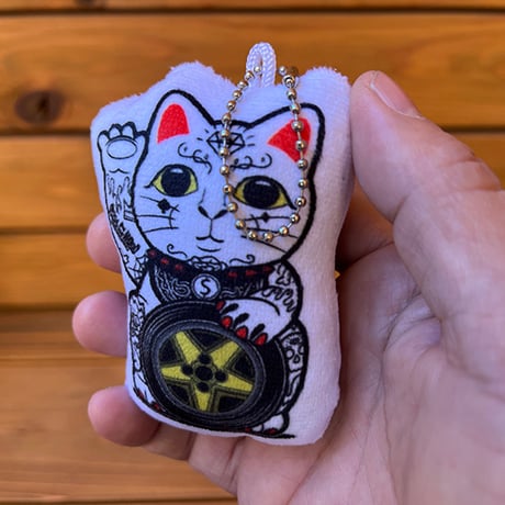 “lucky cat” pillow keychain