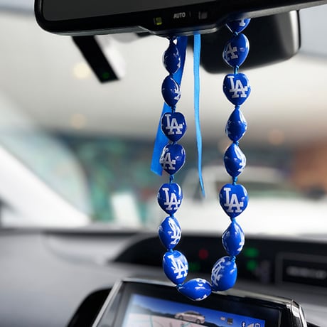 LA DODGERS kukui lei