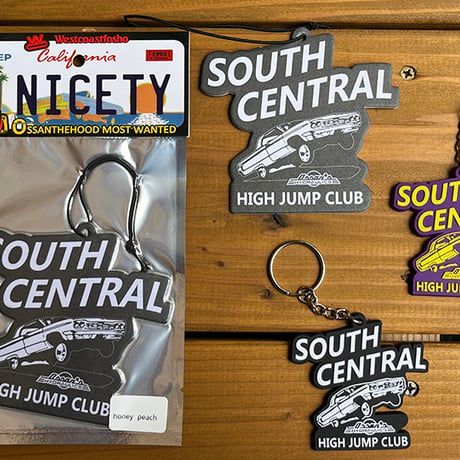 “HIGH JUMP CLUB” vinyl keychain
