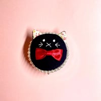 happiness cat pill case【みゅー：大】