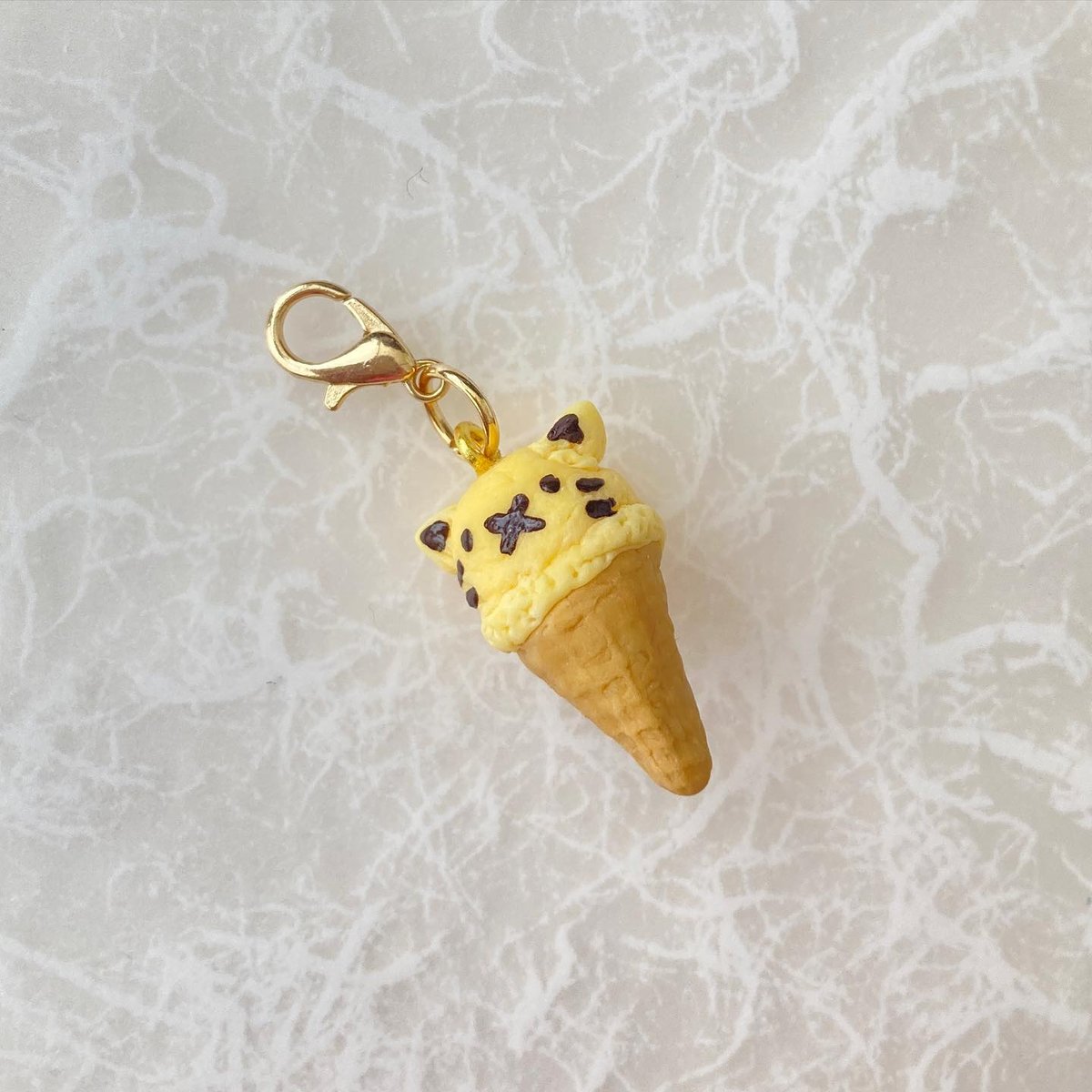 にゃんこアイスクリームチャーム | mieux mignon