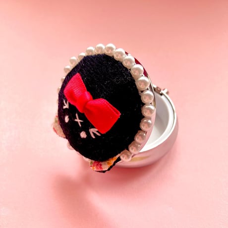 happiness cat pill case【みゅー：小】
