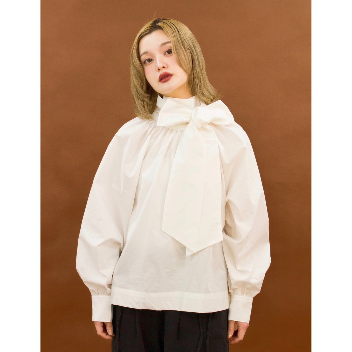 シャツ/ブラウス(長袖/七分) epine big ribbon puff blouse white Puff Sleeves Linen Blouse - Pleated Cotton Poplin Women Blouse