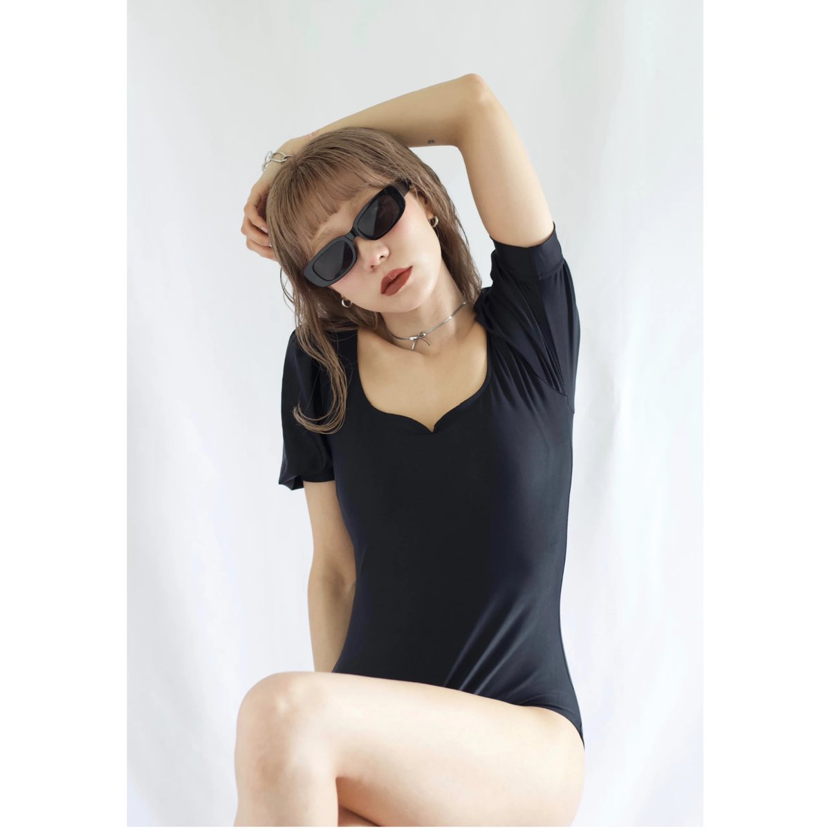 back open ribbon swimwear BLACK | IPSUM