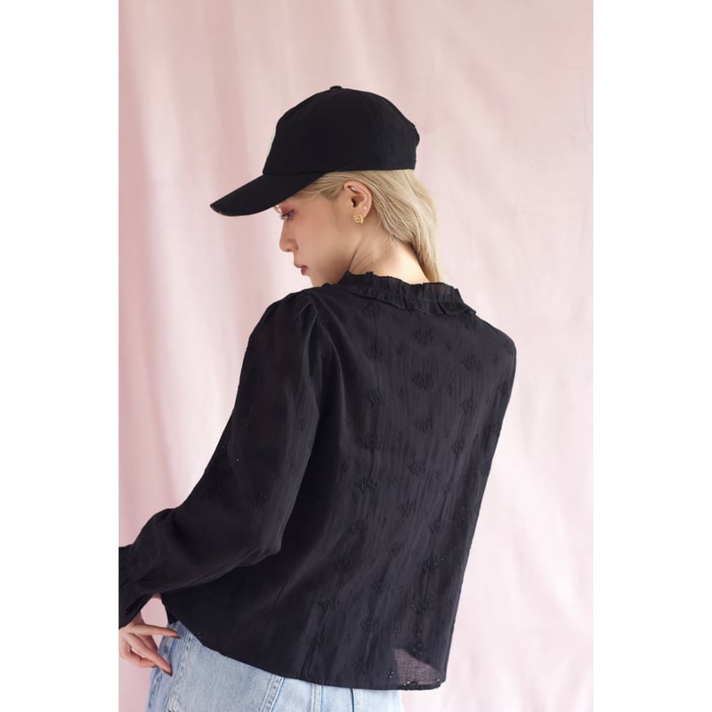 front ribbon frill sheer blouse BLACK | IPSUM