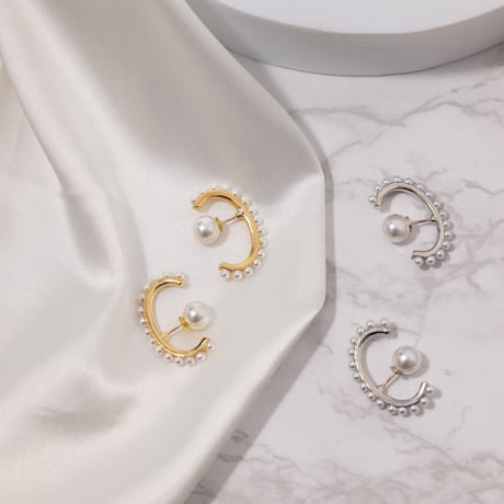 イヤーカフ風ピアス | STORES