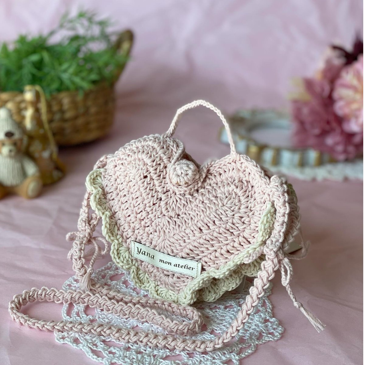 ハート型いちごポシェット(ハート柄ピンク) | Yana mon atelier ハート型いちごポシェット(ハート柄ピンク) | Yana mon atelier