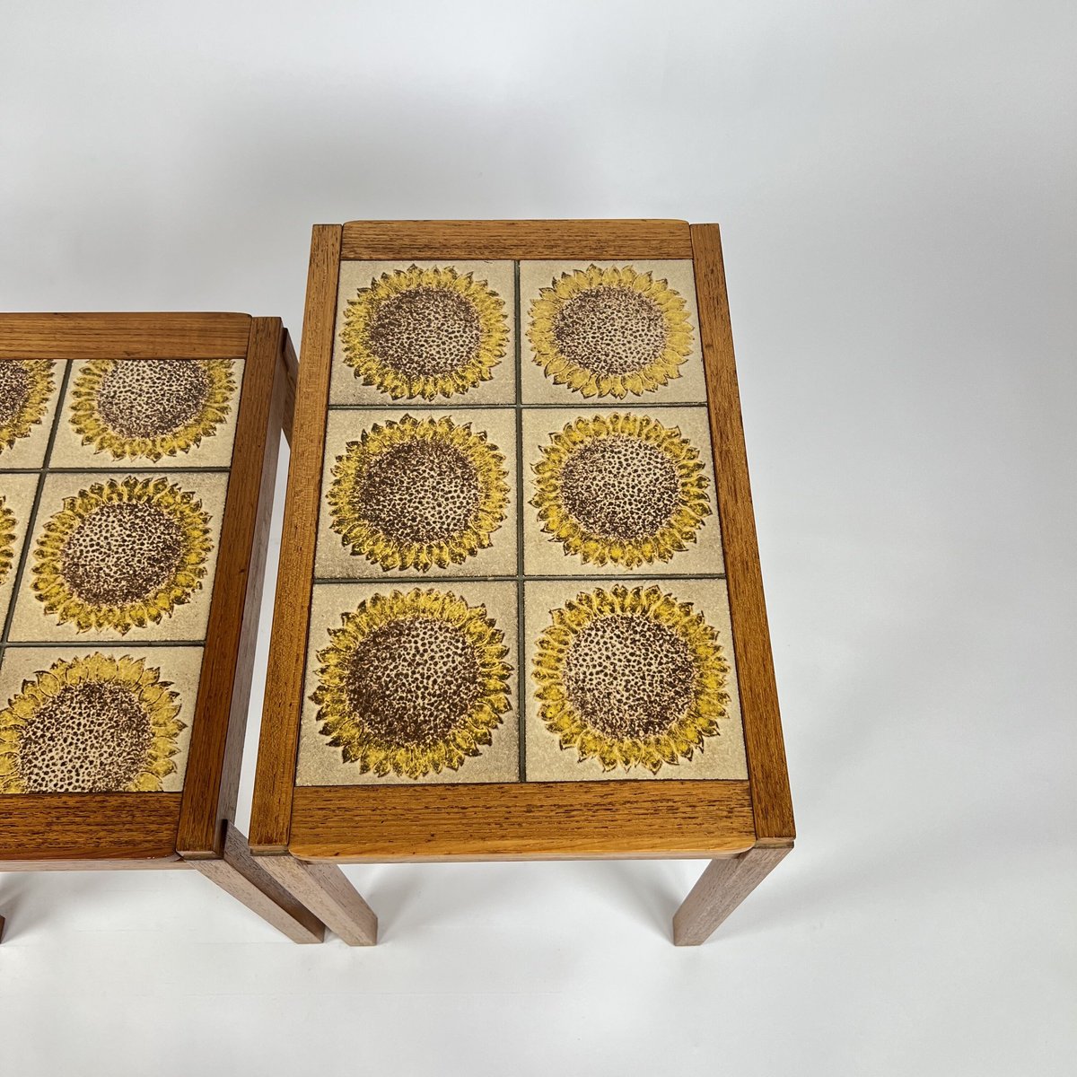 ヴィンテージ/タイル付きネストテーブル 北欧家具 デンマーク