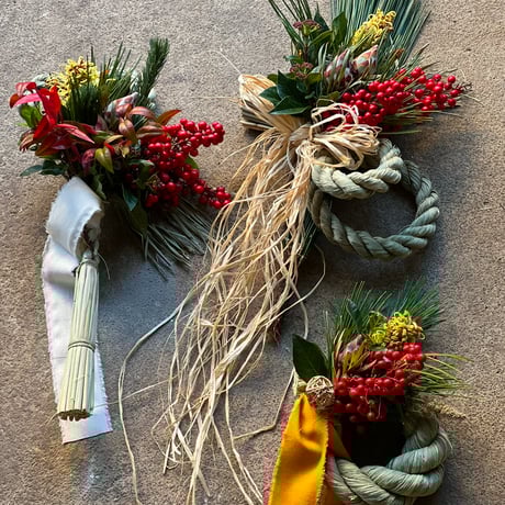 ❁ひろりん❁クレイフラワー❁お正月花と小鳥さんたちのしめ縄リース ❁ひろりん様専用❁クレイフラワー❁お正月花と小鳥さんたちのしめ縄