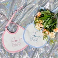 ≪sardon≫perambulator bib