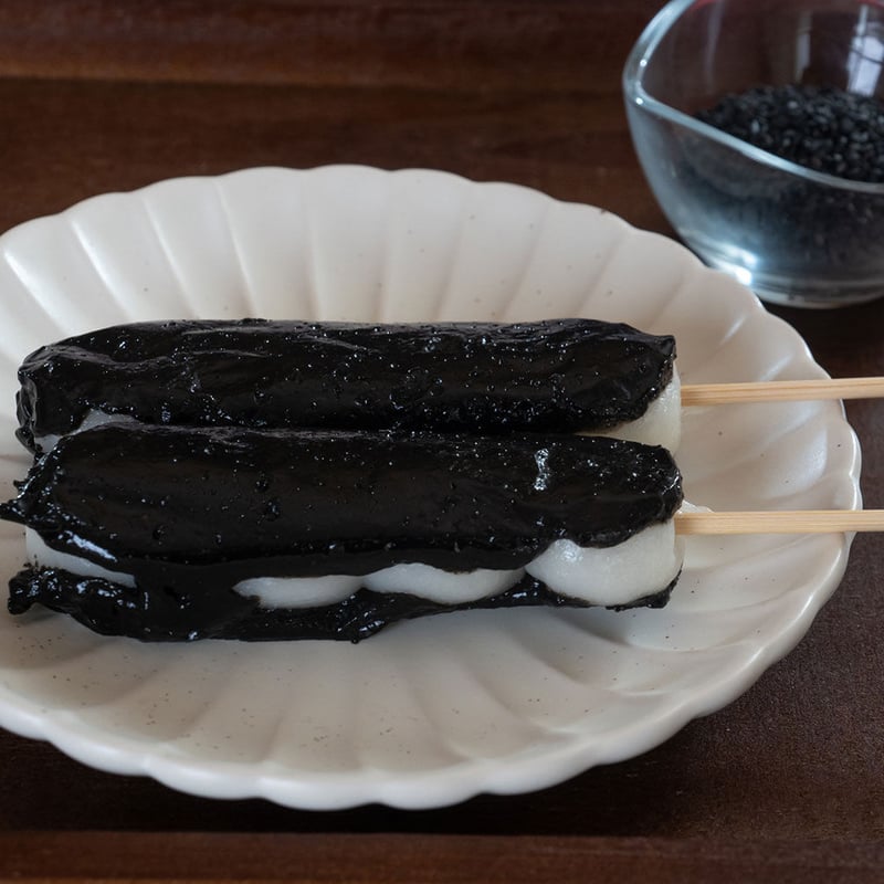 冷凍]つや姫・串だんご ＜ごま＞ | じんだん本舗 大江