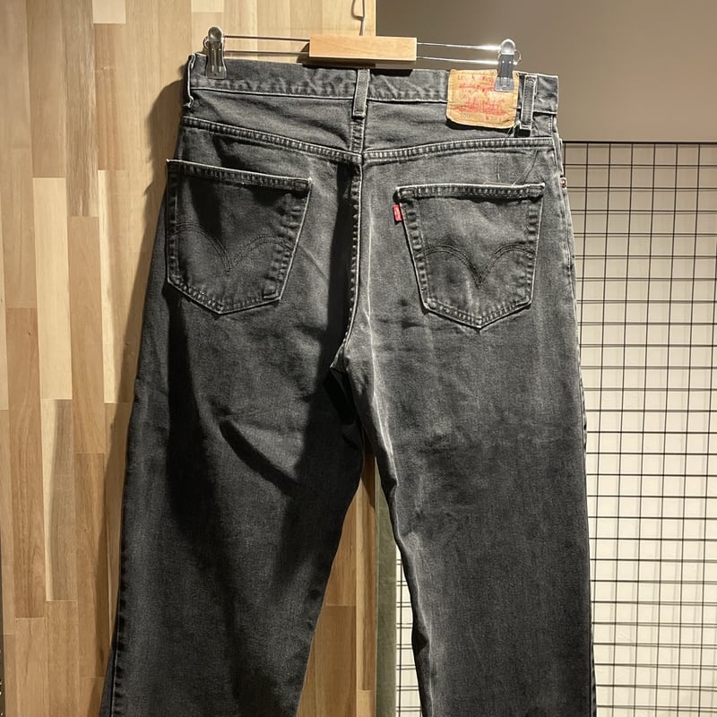 00sリーバイス550極太バギーサルファブラックデニムW42L30黒古着3393 酸い