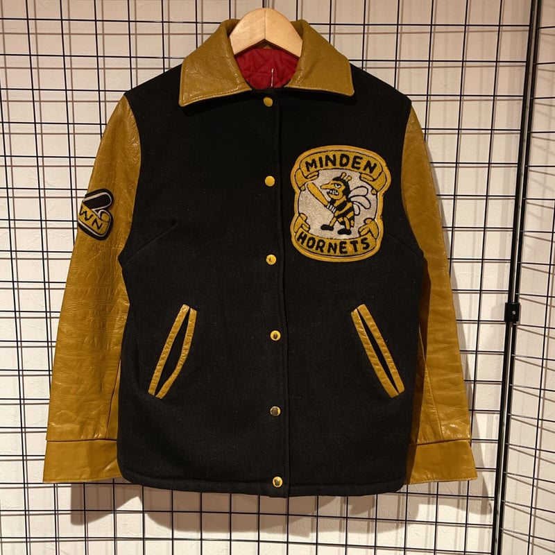 70s カナダ製 袖レザー スタジャン レディース | 古着屋Quest 70s カナダ製 袖レザー スタジャン レディース | 古着屋Quest