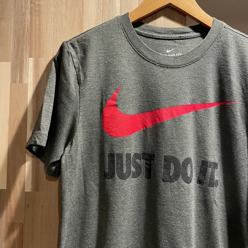 NIKE ナイキ スウッシュ プリント 半袖 Tシャツ Sサイズ グレー C191