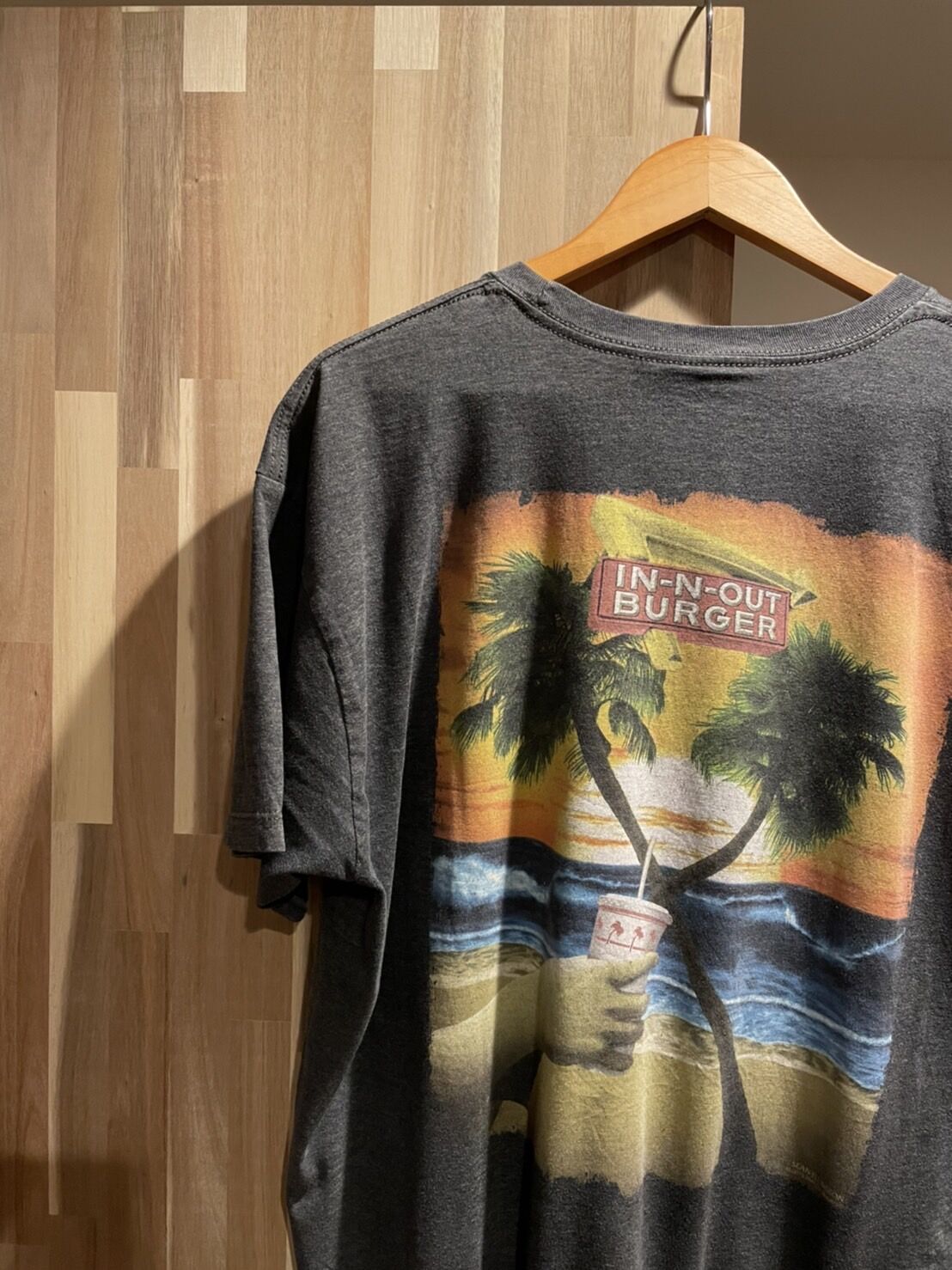 IN-N-OUT BURGER tシャツ ダークグレー　XL
