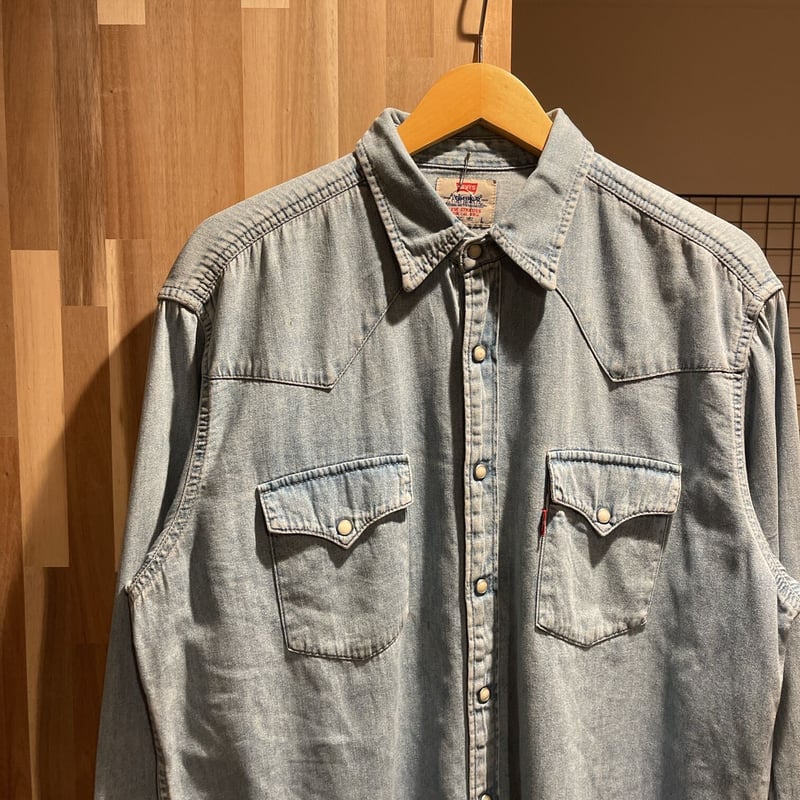 Levi’s ウエスタンシャツ