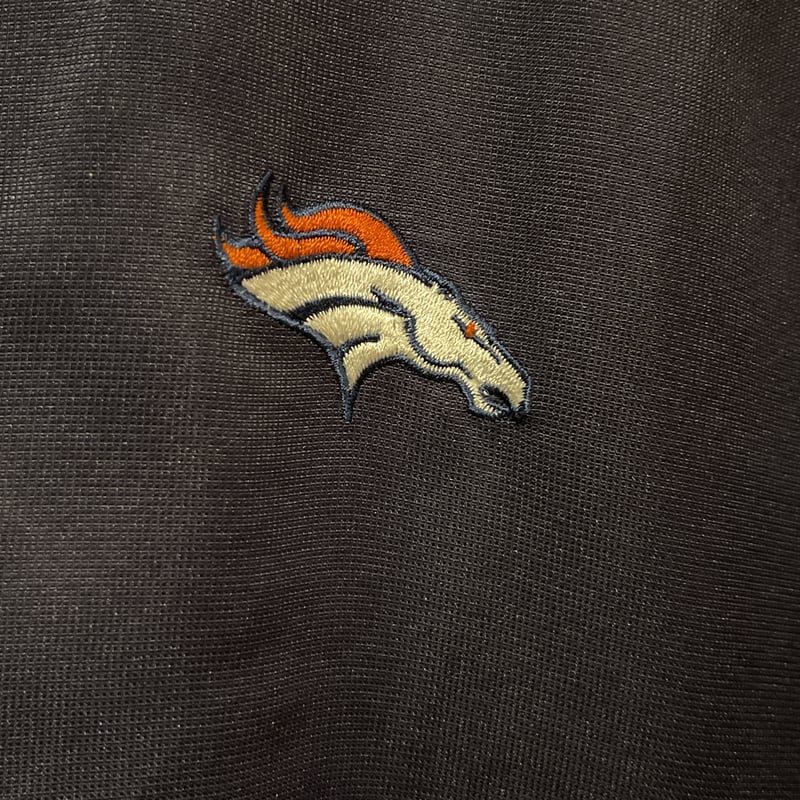 NFL TEAM APPAREL デンバー・ブロンコス 中綿ナイロンジャケット A369