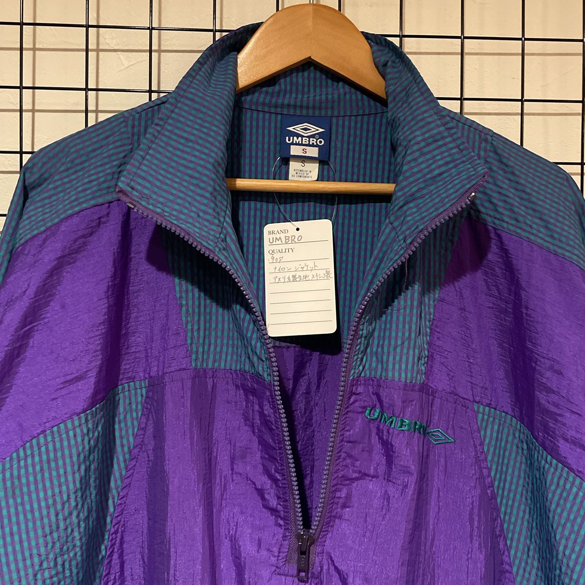 90s UMBRO アンブロ ハーフジップ ナイロンプルオーバー C376