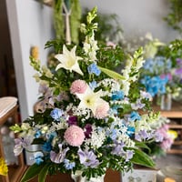 【札幌市内、北広島、江別、恵庭、南幌町のお届け】お供え用アレンジメント
