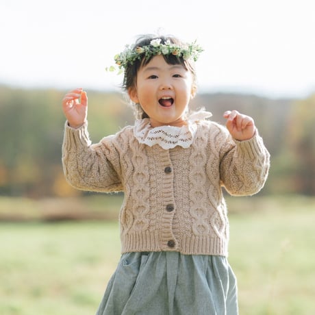 長沼町の風景でkids花冠をつけたロケーション撮影