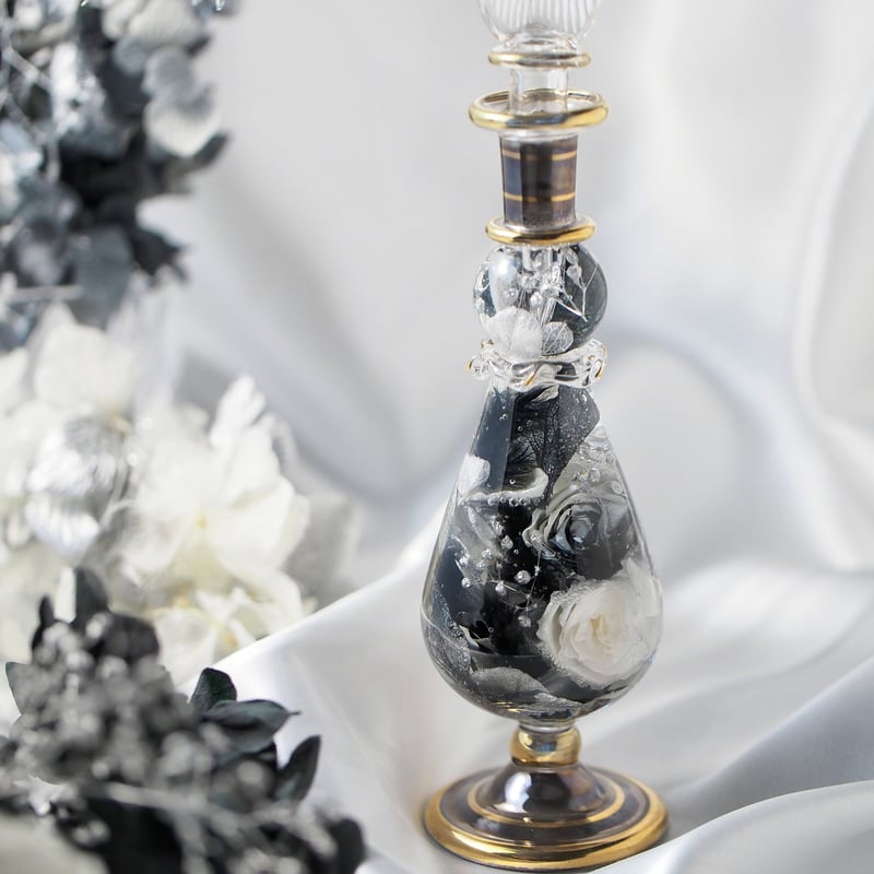 ◯「王妃の愛した花々」 Nocturne 黒 | シュト flower art glass