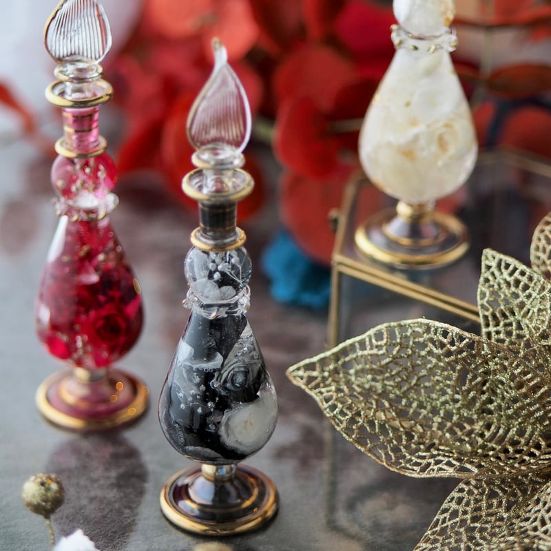 ◯「王妃の愛した花々」 Nocturne 黒 | シュト flower art glass