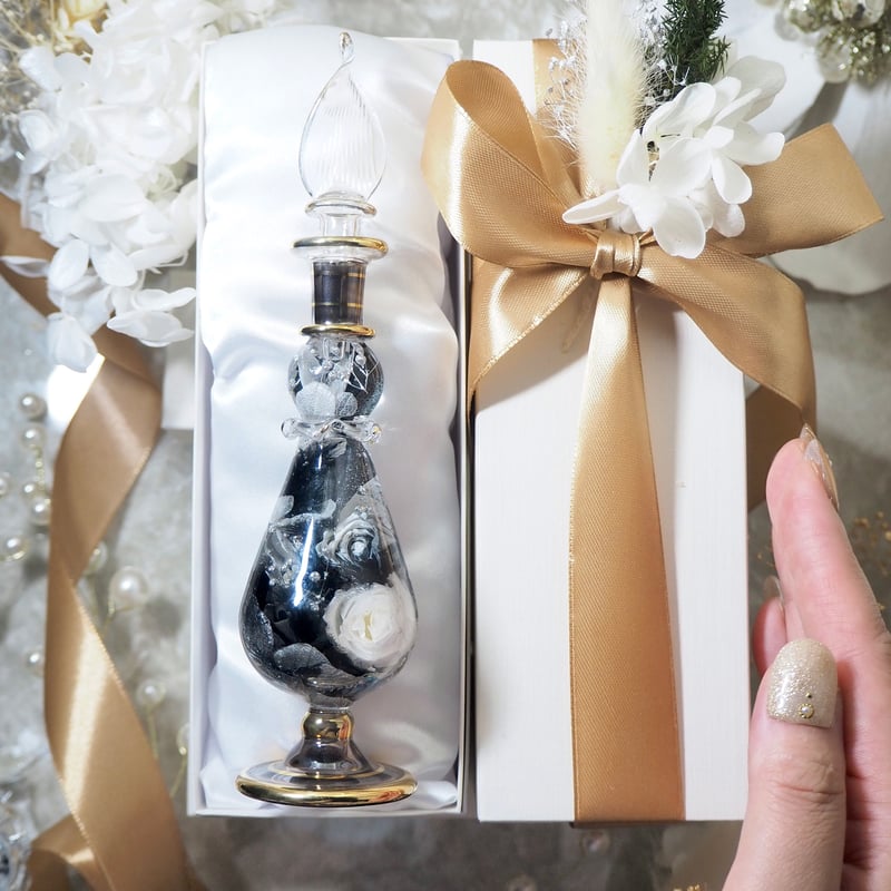 ◯「王妃の愛した花々」 Nocturne 黒 | シュト flower art glass