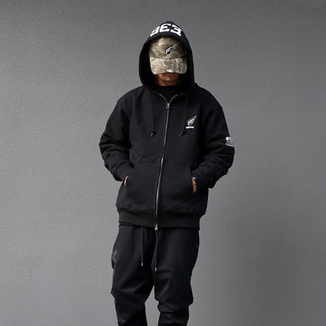 【世界大会限定モデル】DIAMOND DUST ZIP HOODIE