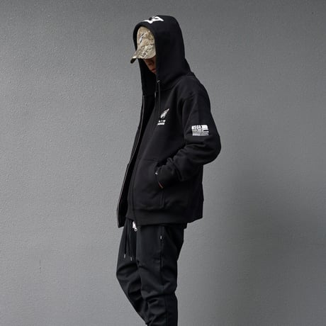 【E36APEX限定モデル】WORLD CHAMPIONSHIP LIMITED ZIP HOODIE