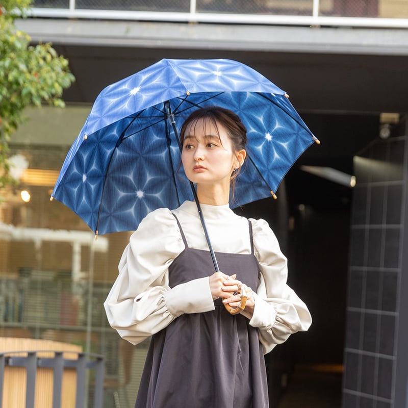 和モダン日傘 晴雨兼用｜深張り・紺 | くらす和晒（わざらし