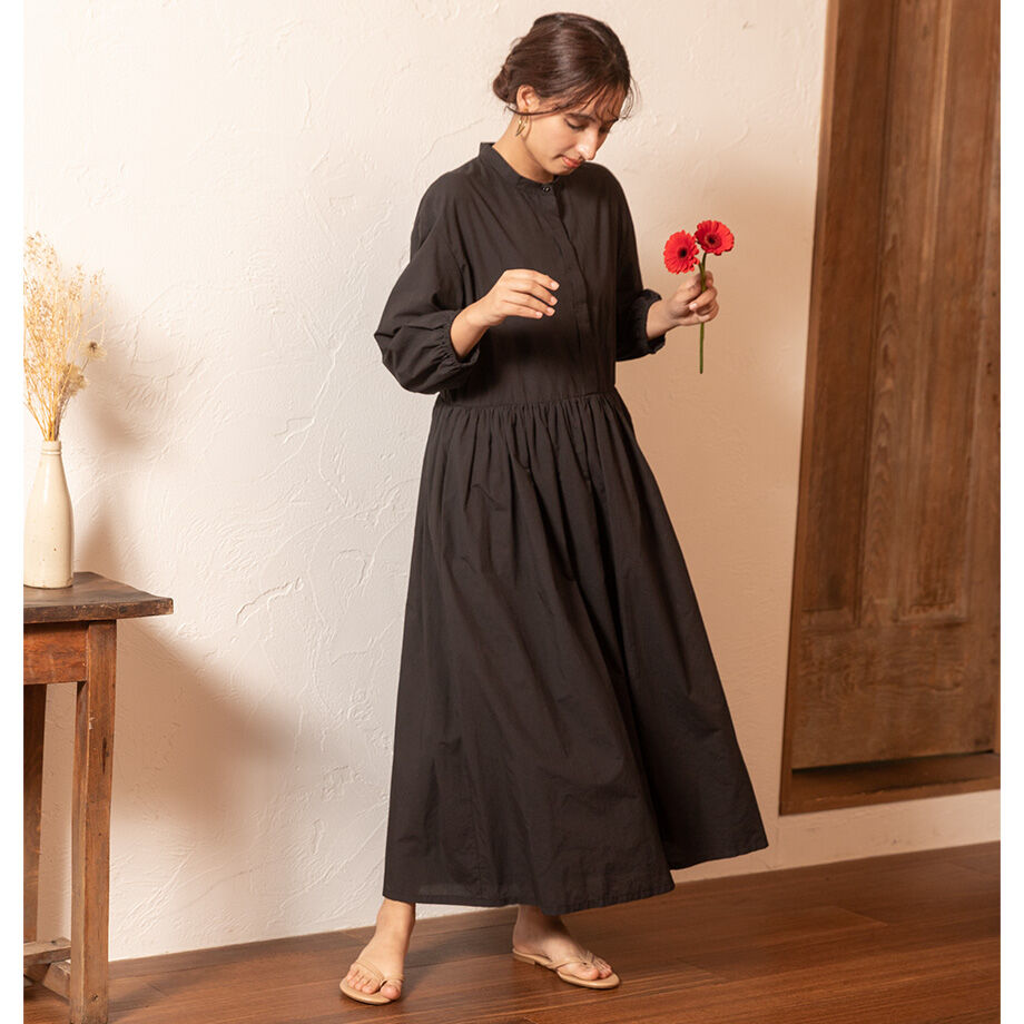 和晒 7分袖ギャザーワンピース｜ブラック | くらす和晒（わざらし