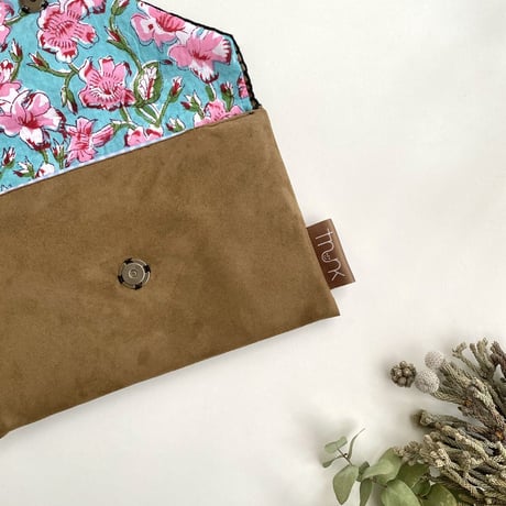 【ホワイト】大人の移動ポケット&マスクケース