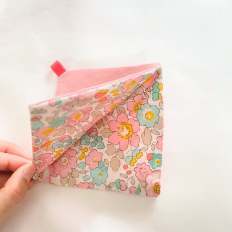 リバティお子様用マスクケース【名入れ刺繍可能】