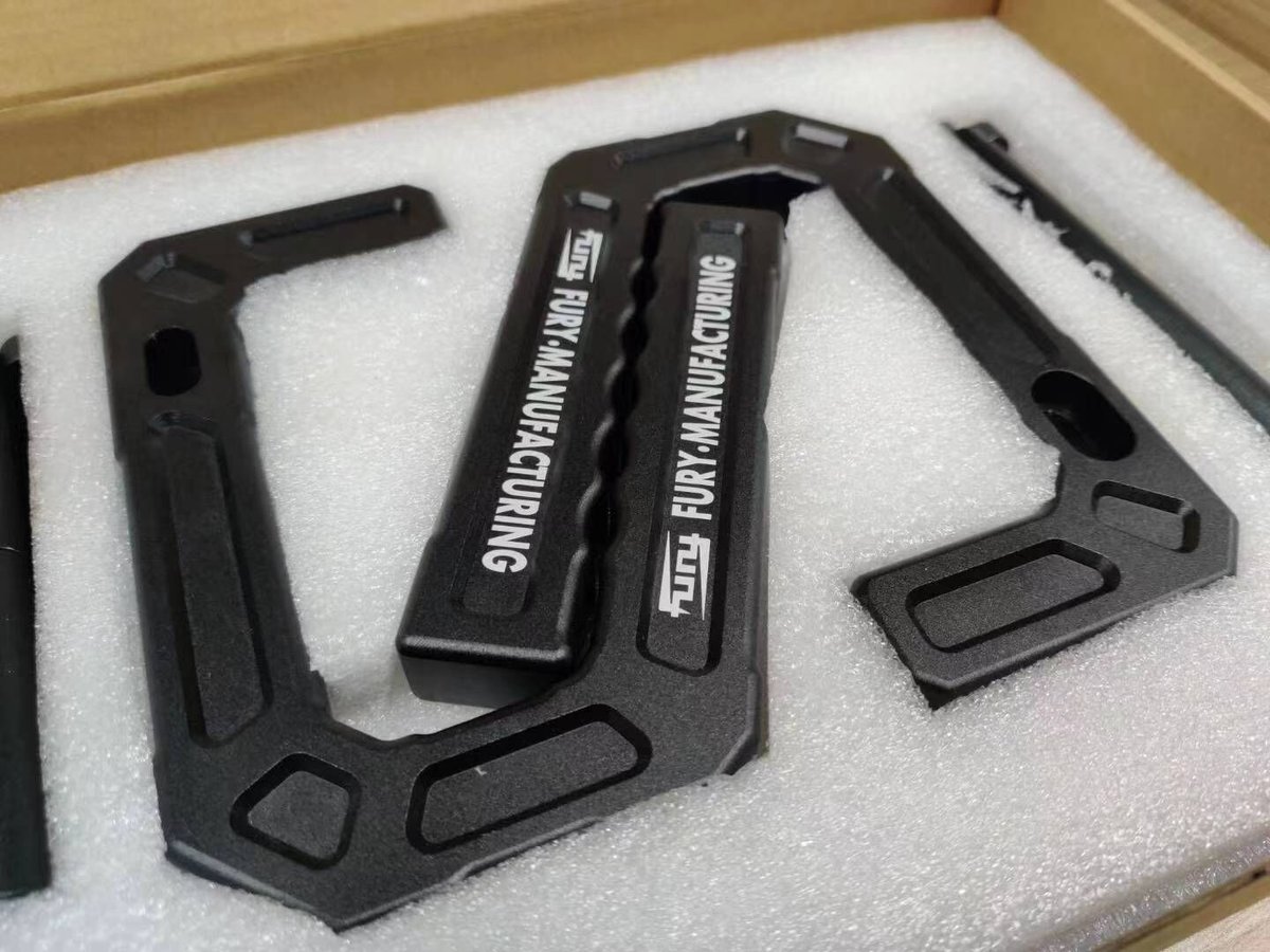 【限界SALE】希少品 Fury グラブバー Jeep Wrangler JL用 限界SALE】希少品 Fury グラブバー Jeep Wrangler JL用 - メルカリ