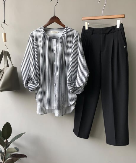 twist sleeve striped blouse　hm1682