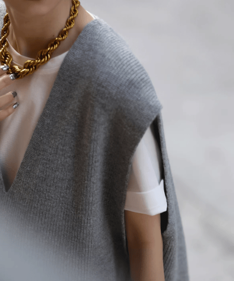 loose v neck vest / 2color　hm1834
