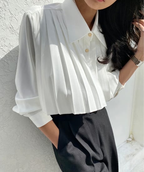 pleated cropped shirt  / 2color　hm2643