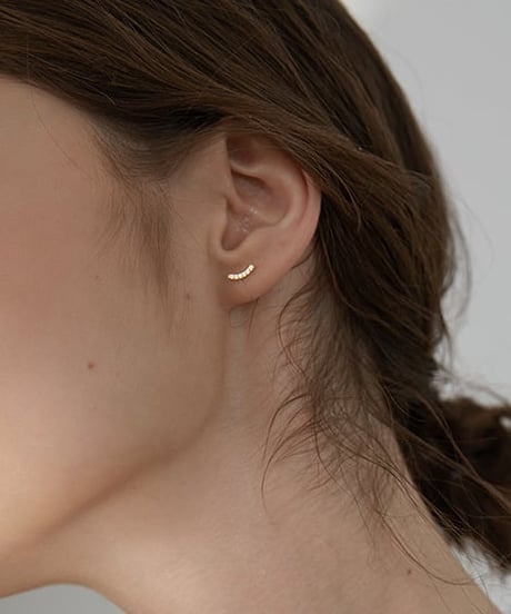 stone crescent pierce / 2color　hm2361