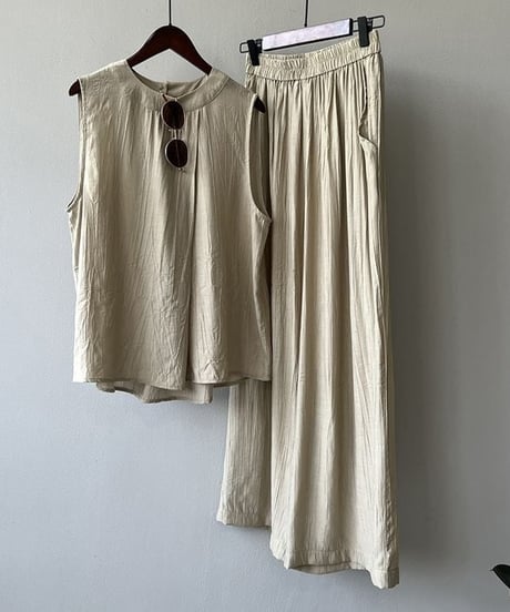 sleeveless tops ＆ pants set-up　hm1580