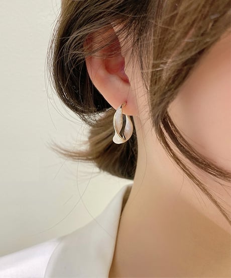 twisted hoop pierce　hm1371