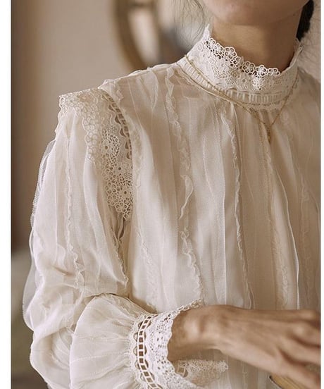 mockneck lace blouse　hm1983
